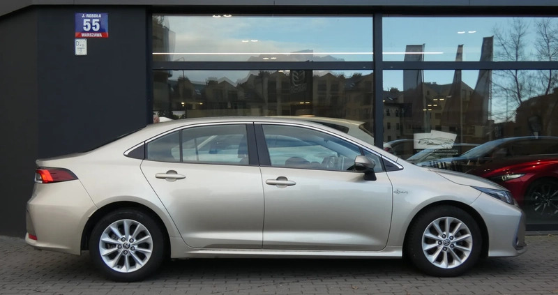 Toyota Corolla cena 72900 przebieg: 76000, rok produkcji 2020 z Krobia małe 106